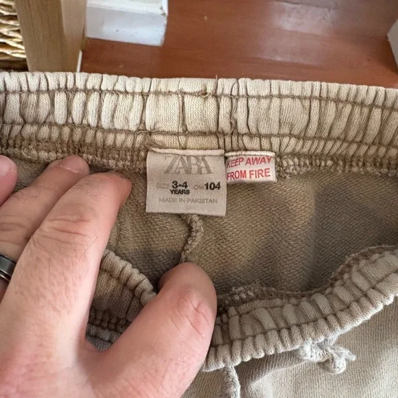 Zara Kids Tan Joggers 3-4T - Picture 4 of 6